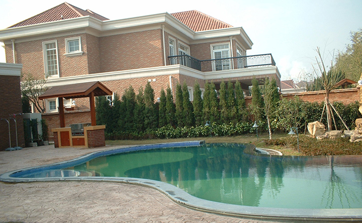 上海绿宝园别墅泳池