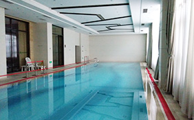 森勤国际大厦健身会所泳池