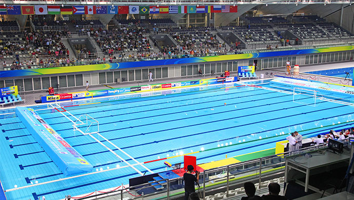 东方体育中心体育馆游泳池